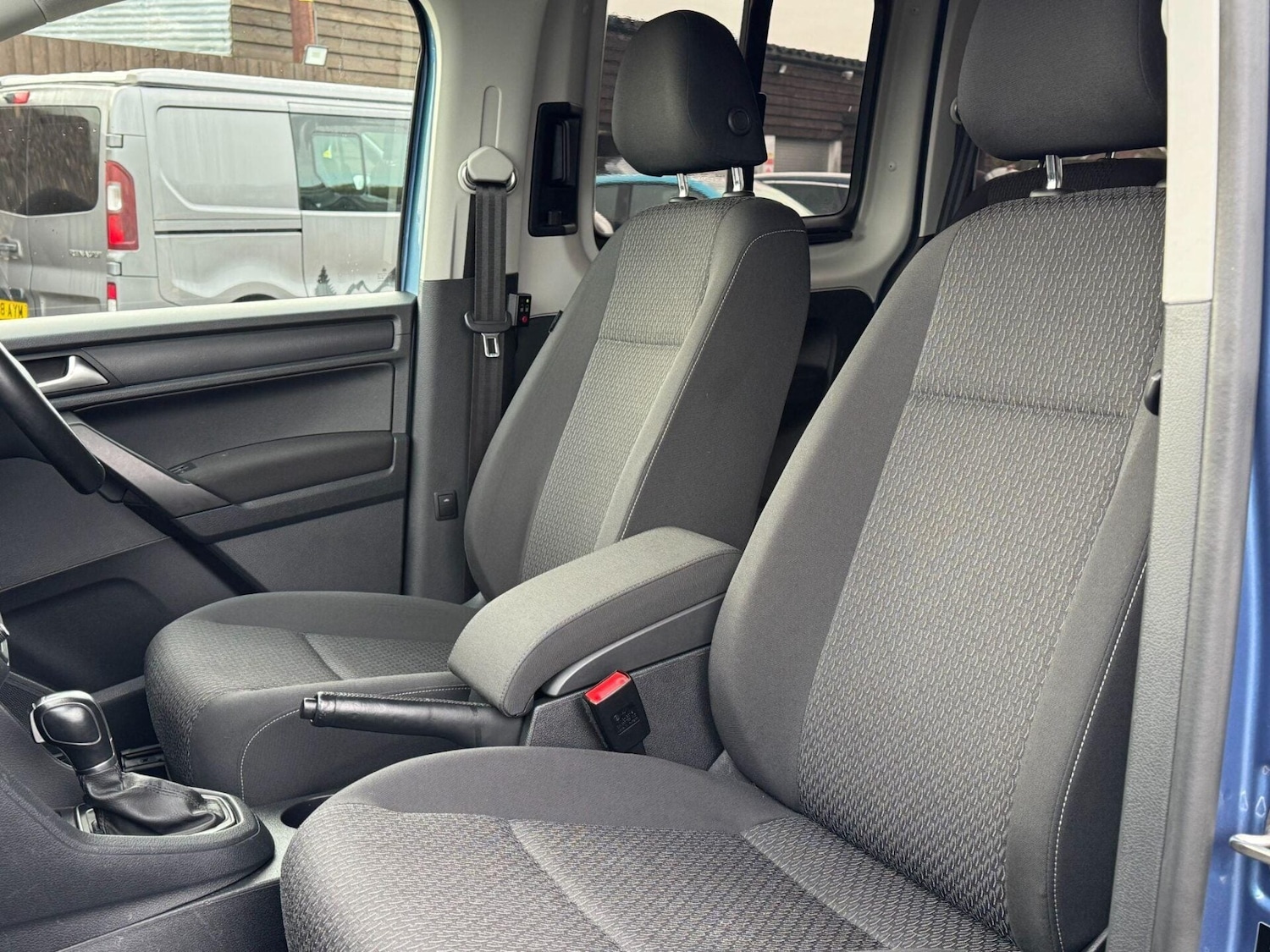 Used Volkswagen Caddy Maxi Life 2018 for sale - 77282439: Photo 39