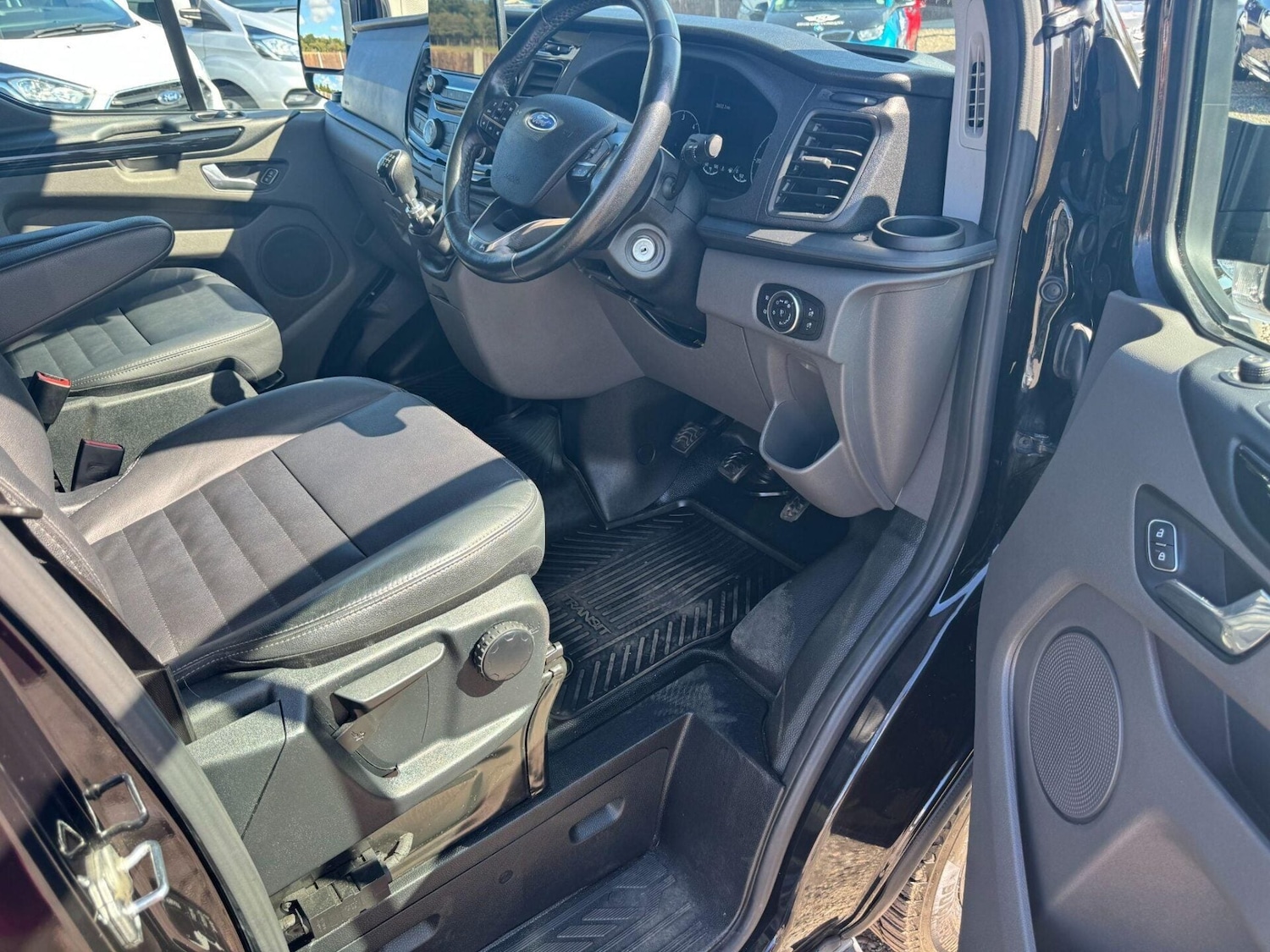 Used Ford Transit Custom 2022 for sale - 77282435: Photo 25