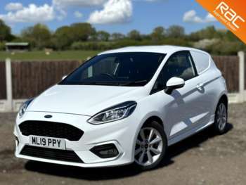 Used Ford Fiesta 2019 for sale - 74402616: Photo