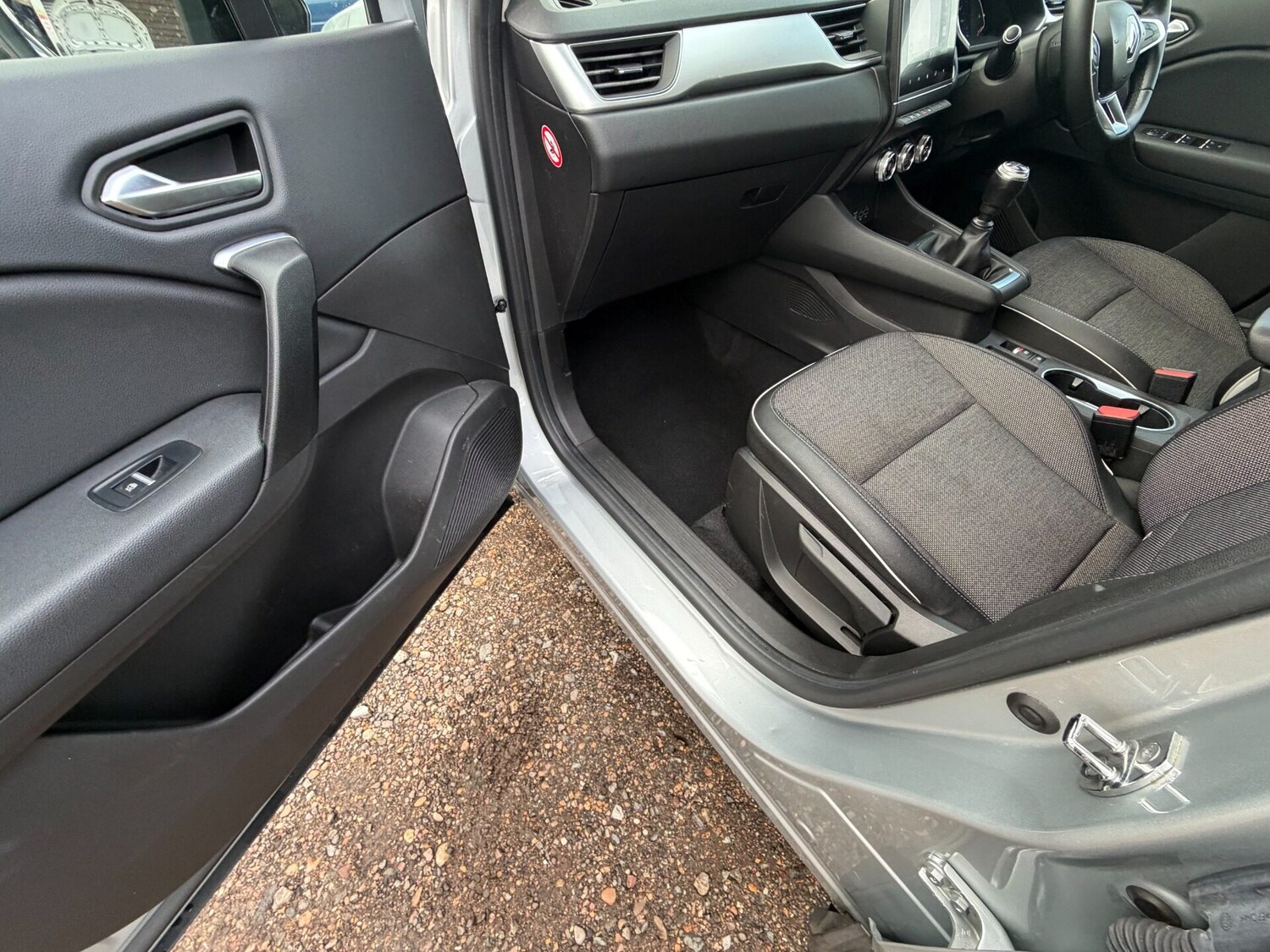 Used Renault Captur 2021 for sale - 77802314: Photo 17