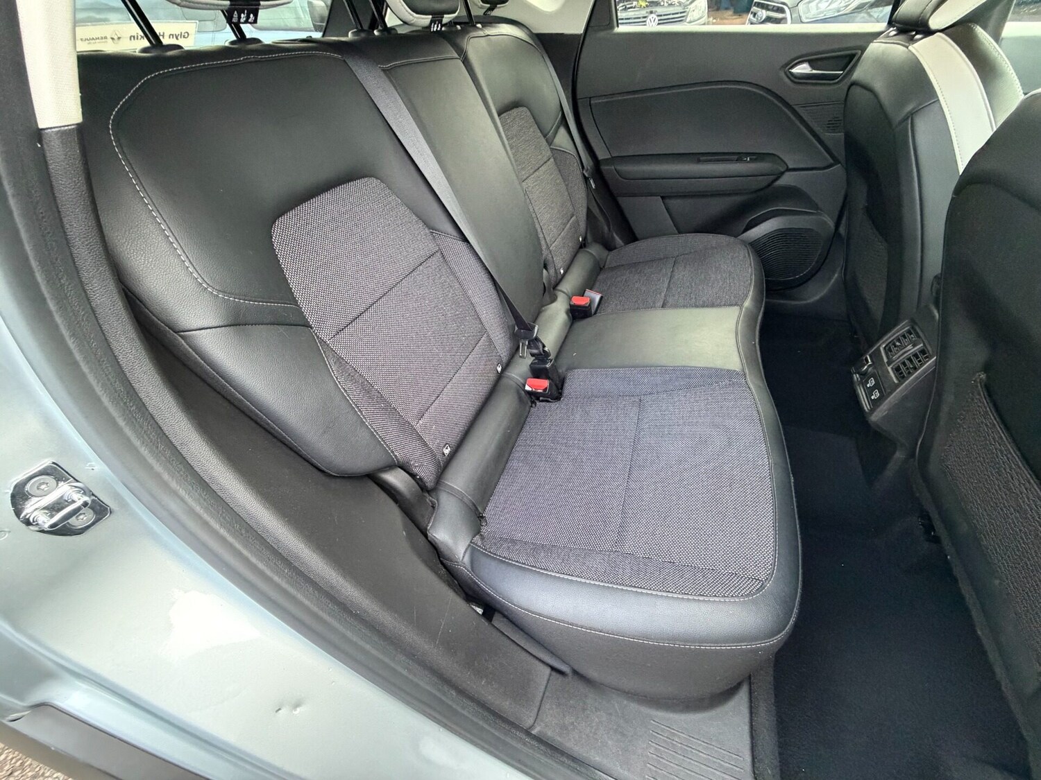 Used Renault Captur 2021 for sale - 77802314: Photo 23