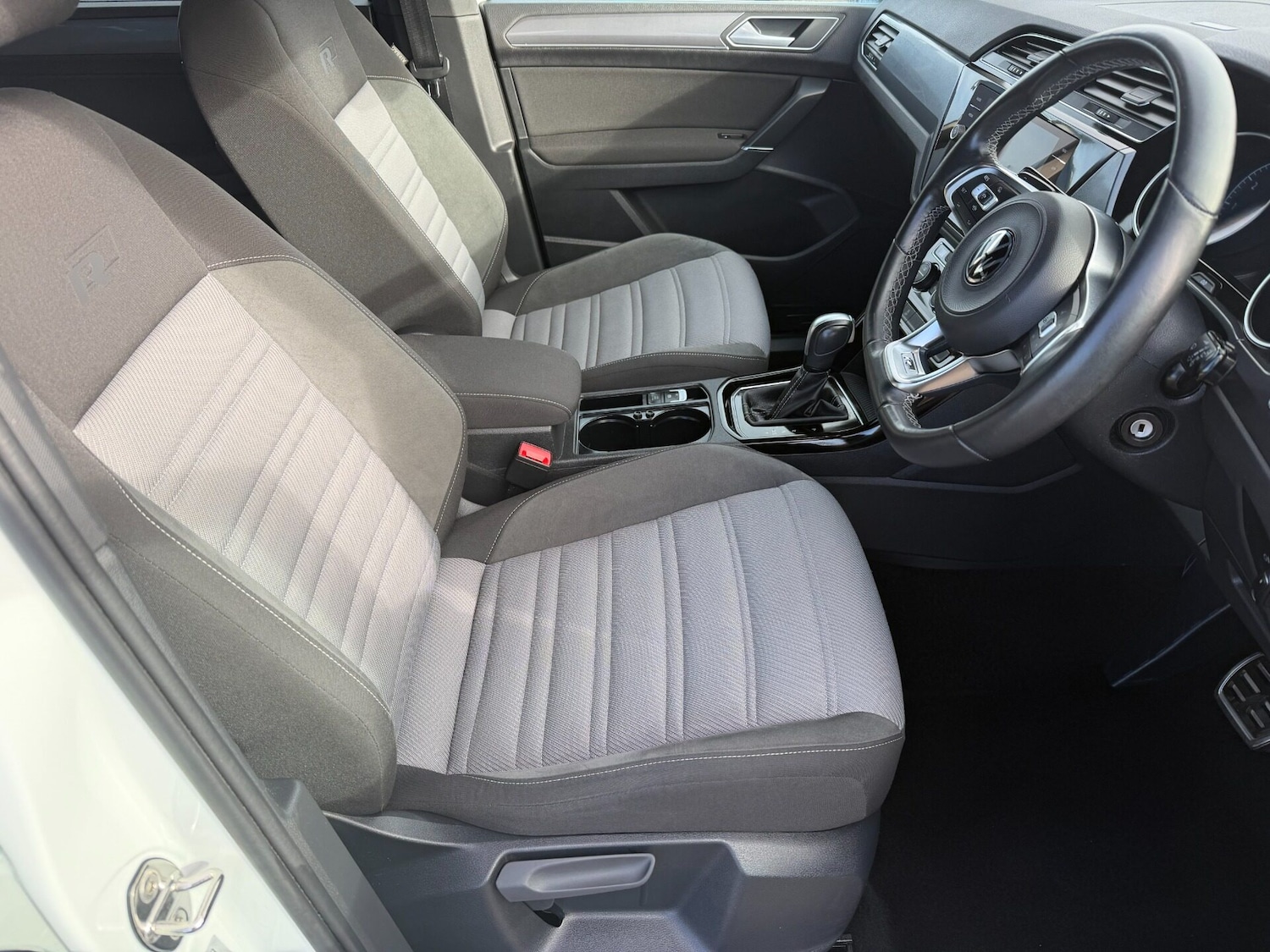 Used Ford Fiesta 2015 for sale - 77351302: Photo 17