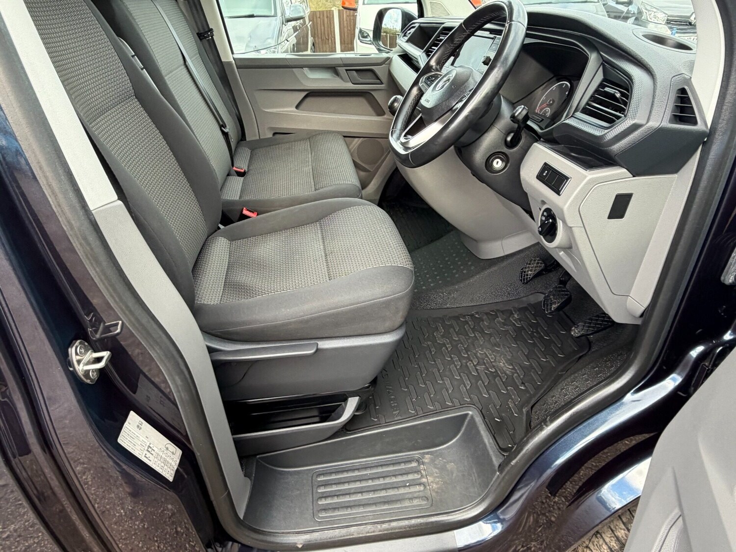 Used Volkswagen Transporter 2020 for sale - 78148425: Photo 21