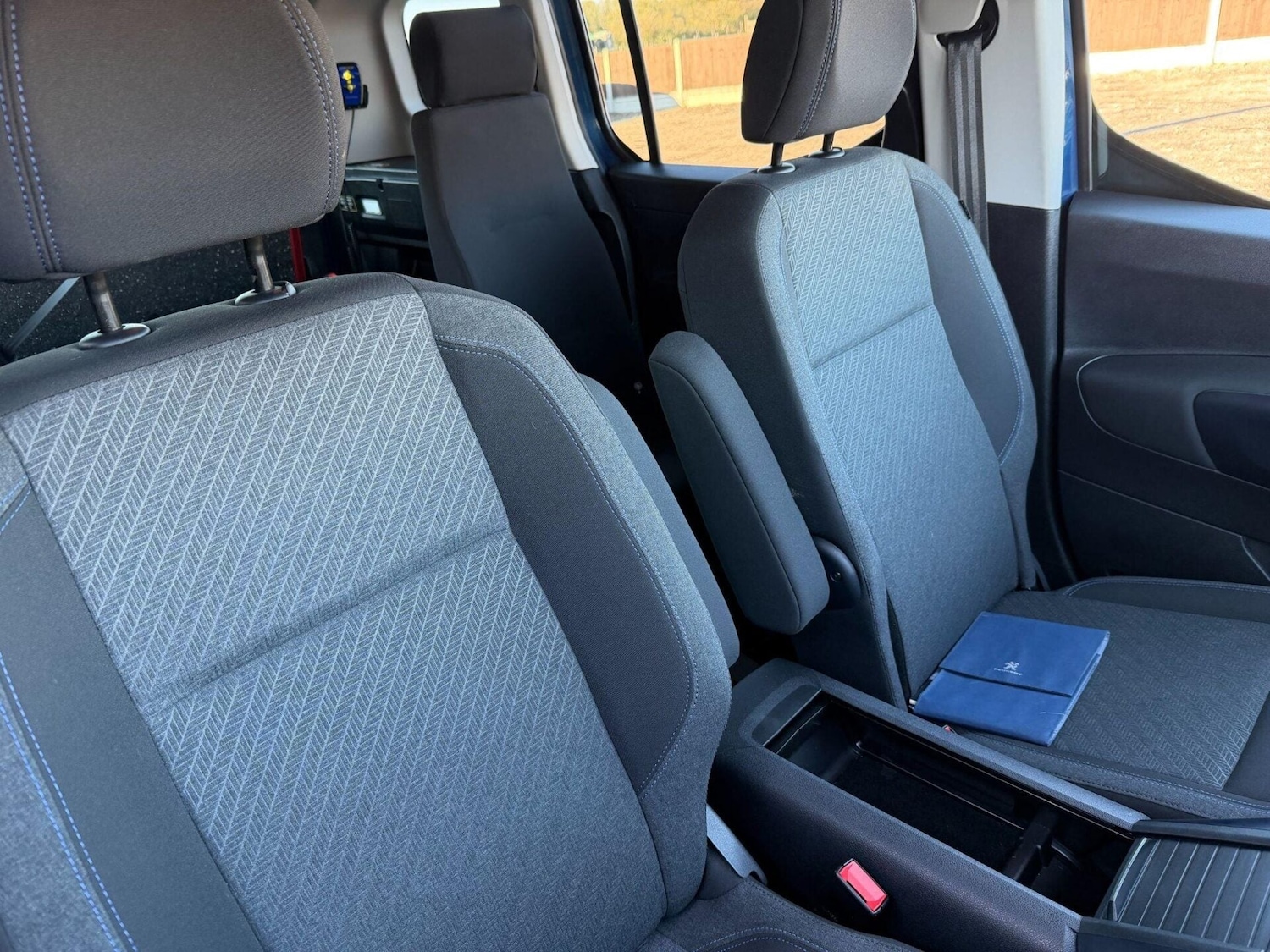 Used Peugeot Rifter 2021 for sale - 77306800: Photo 30