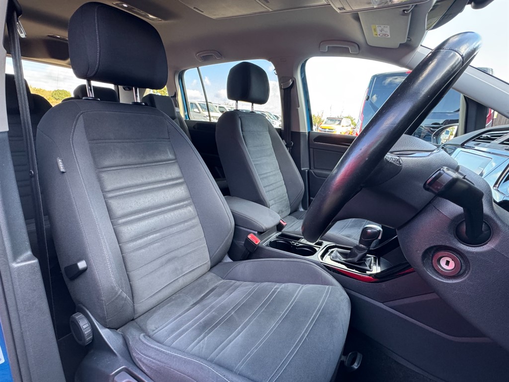 Used Volkswagen Touran 2019 for sale - 76172527: Photo 15