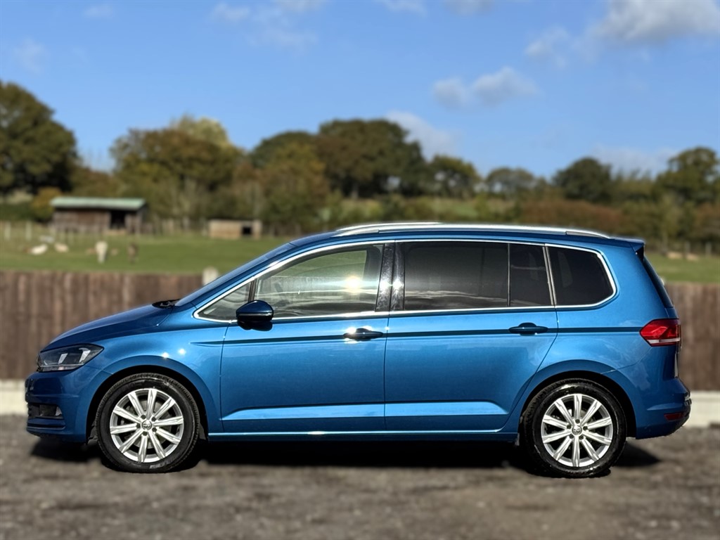 Used Volkswagen Touran 2019 for sale - 76172527: Photo 3