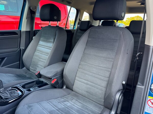 Used Volkswagen Touran 2019 for sale - 76172527: Photo 32