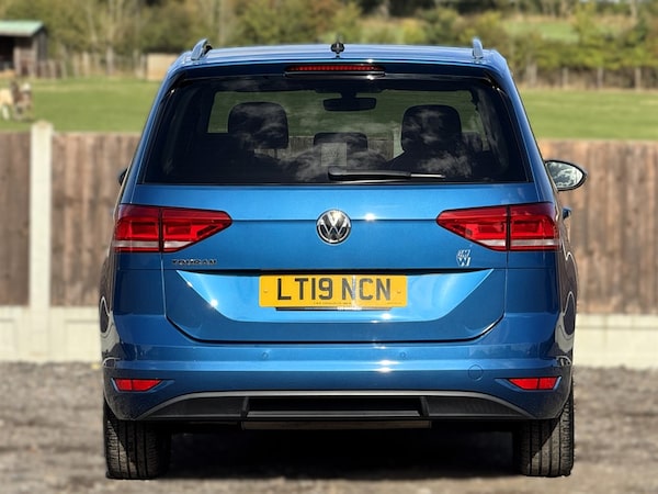 Used Volkswagen Touran 2019 for sale - 76172527: Photo 5
