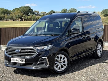 Used Ford Tourneo Connect 2024 for sale - 79792111: Photo