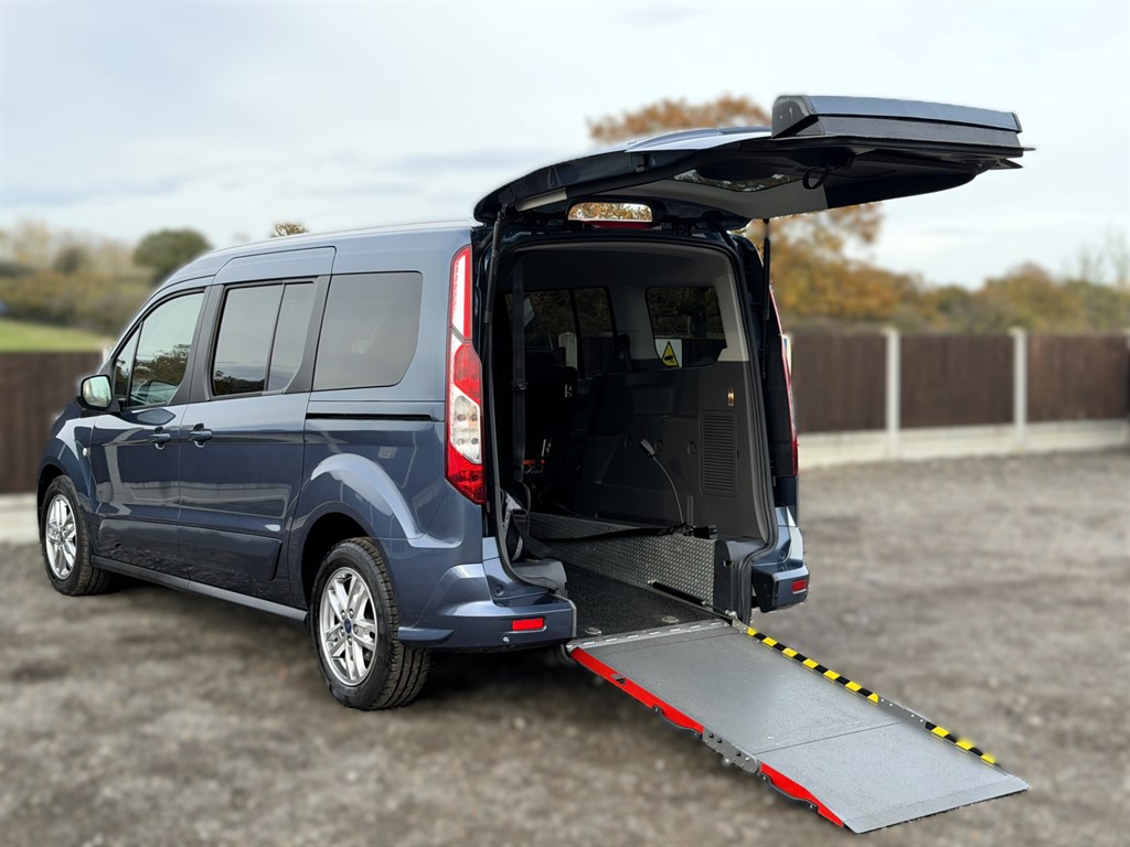 Used Ford Grand Tourneo Connect 2019 for sale - 76494201: Photo 12