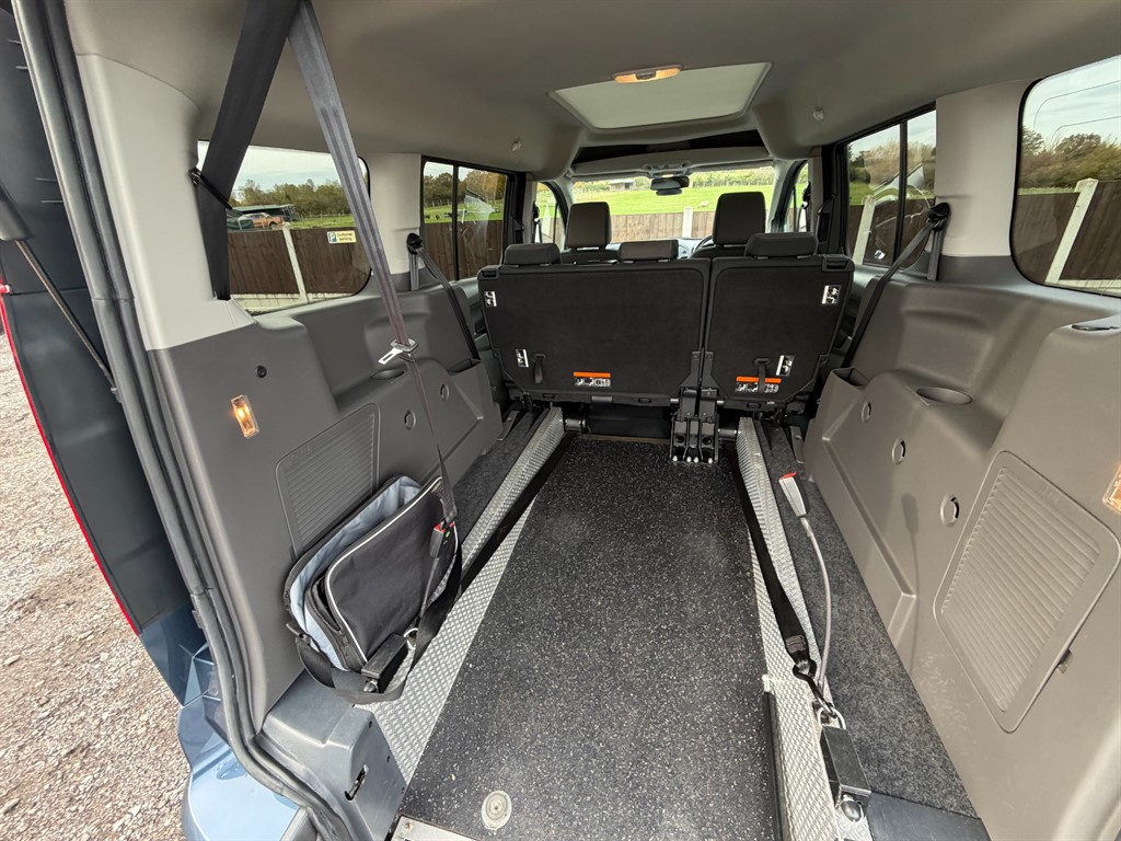 Used Ford Grand Tourneo Connect 2019 for sale - 76494201: Photo 16