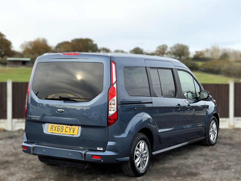 Used Ford Grand Tourneo Connect 2019 for sale - 76494201: Photo 19