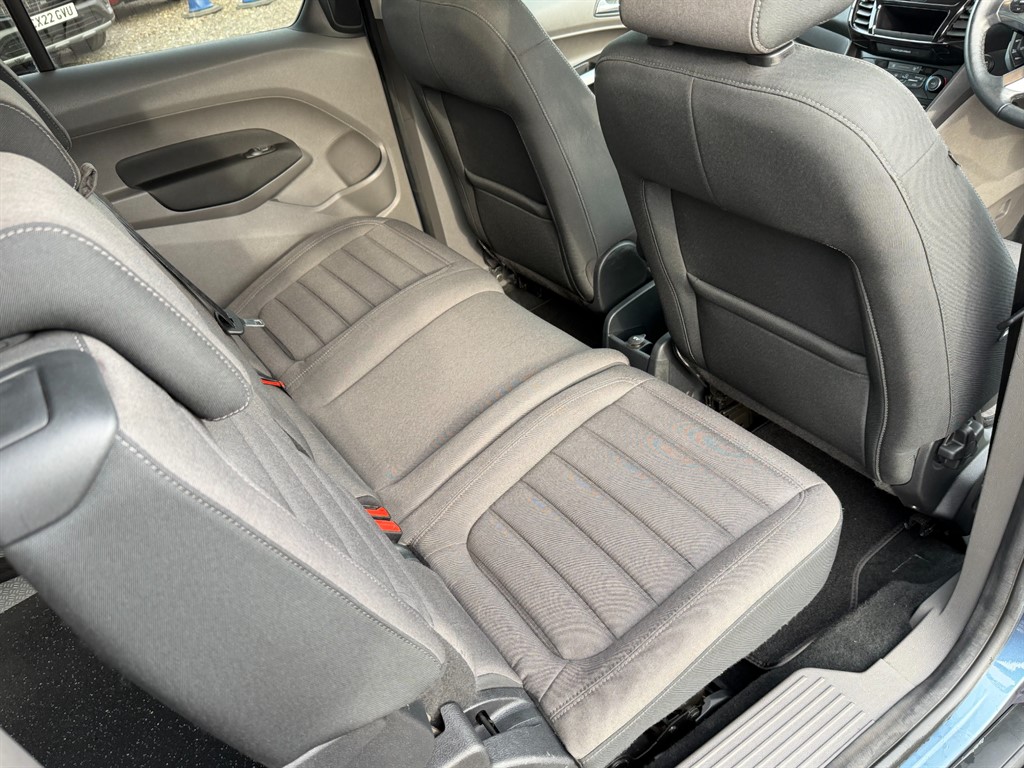 Used Ford Grand Tourneo Connect 2019 for sale - 76494201: Photo 24