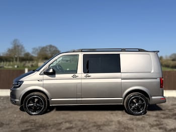Used Volkswagen Transporter 2019 for sale - 79401798: Photo