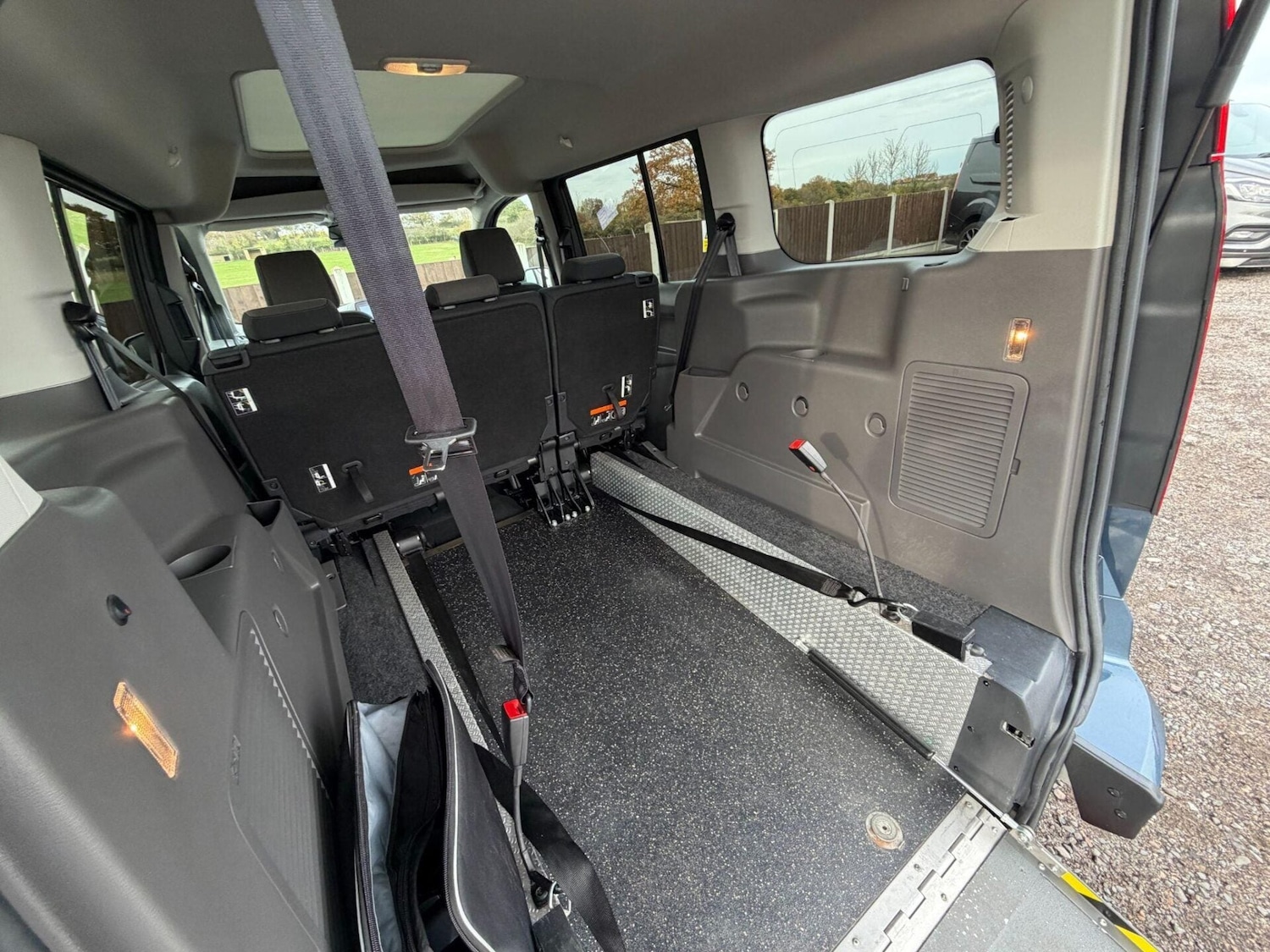 Used Ford Grand Tourneo Connect 2019 for sale - 77282449: Photo 19