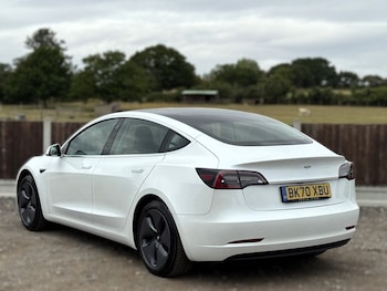 Used Tesla Model 3 2020 for sale - 78481743: Photo