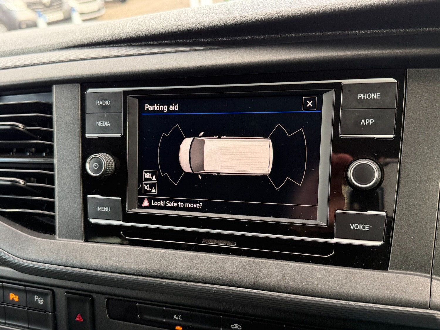 Used Volkswagen Transporter 2020 for sale - 77282444: Photo 25