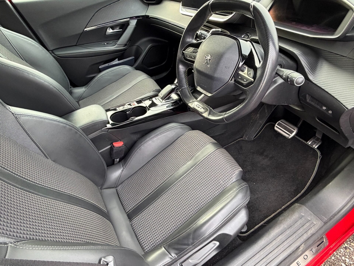 Used Peugeot 2008 2020 for sale - 77803292: Photo 13