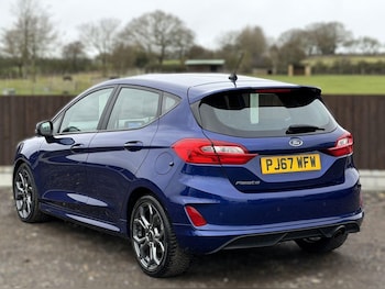 Used Ford Fiesta 2017 for sale - 77638876: Photo