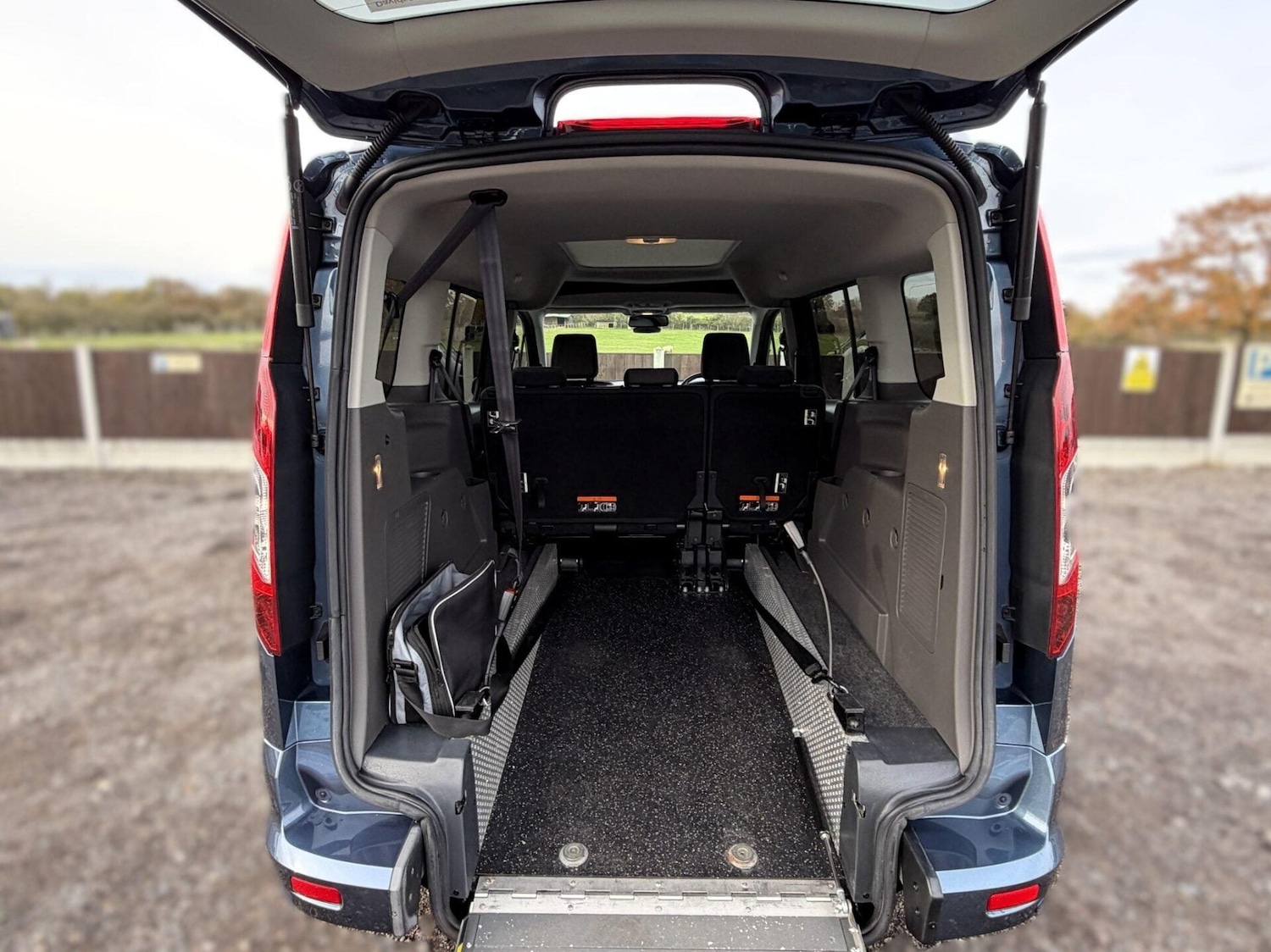 Used Ford Grand Tourneo Connect 2019 for sale - 77306793: Photo 17