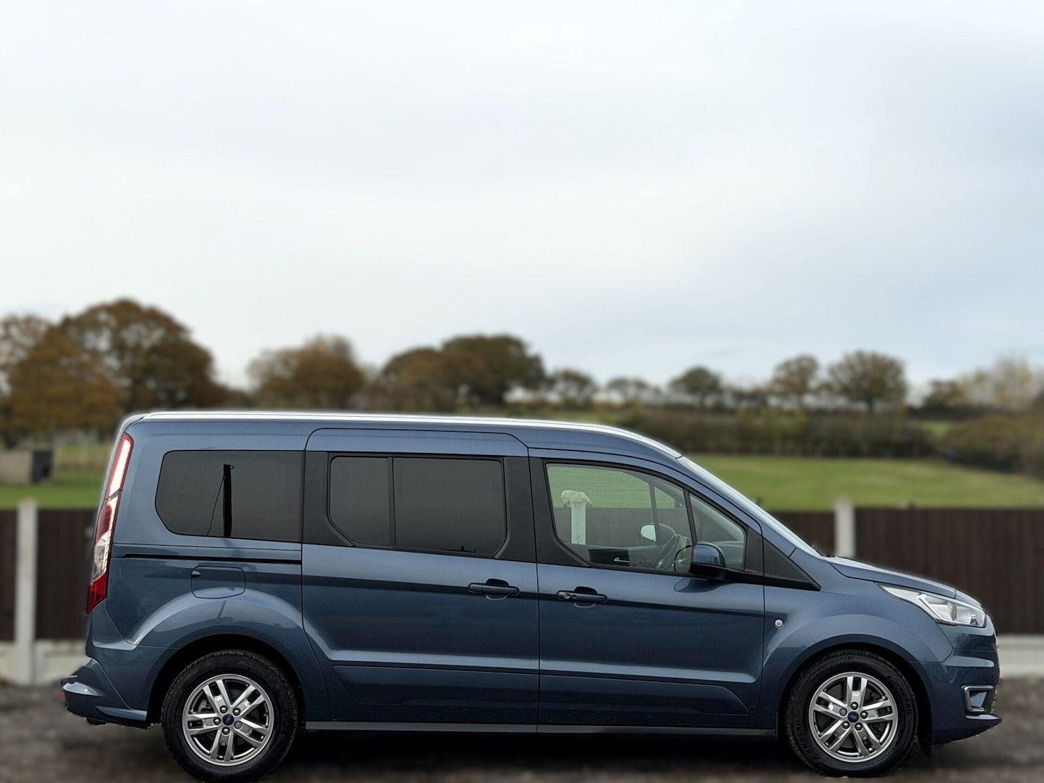 Used Ford Grand Tourneo Connect 2019 for sale - 77306793: Photo 22