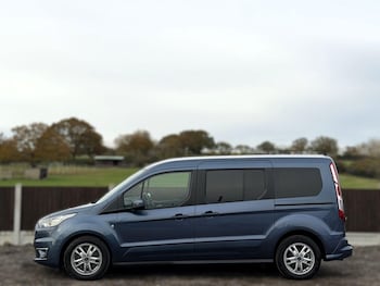 Used Ford Grand Tourneo Connect 2019 for sale - 77306793: Photo