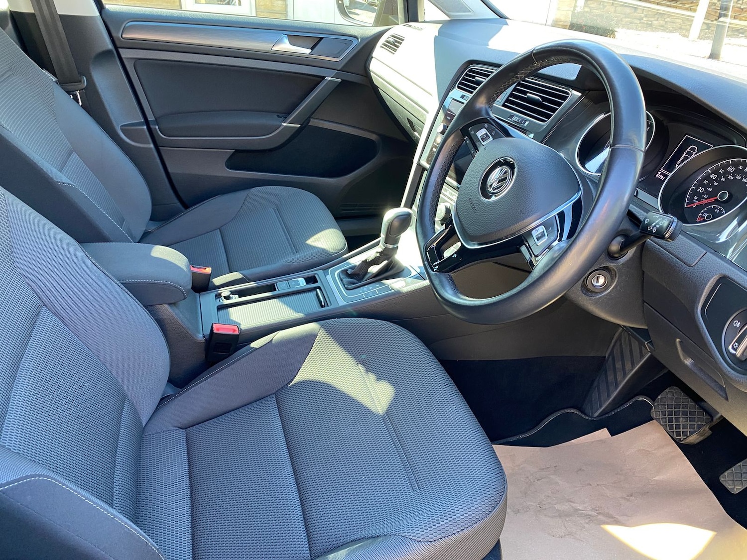 Used Volkswagen Golf 2018 for sale - 78117914: Photo 14