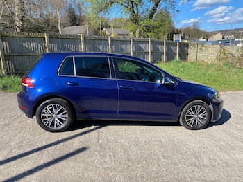 Used Volkswagen Golf 2018 for sale - 78117914: Photo