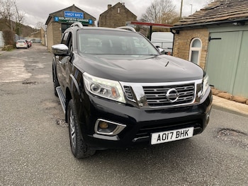 Used Nissan Navara 2017 for sale - 77740185: Photo