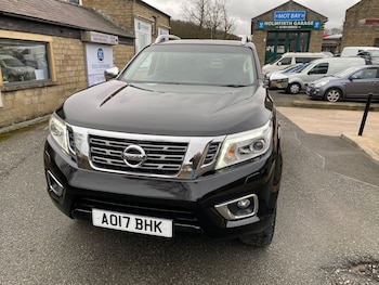 Used Nissan Navara 2017 for sale - 77740185: Photo
