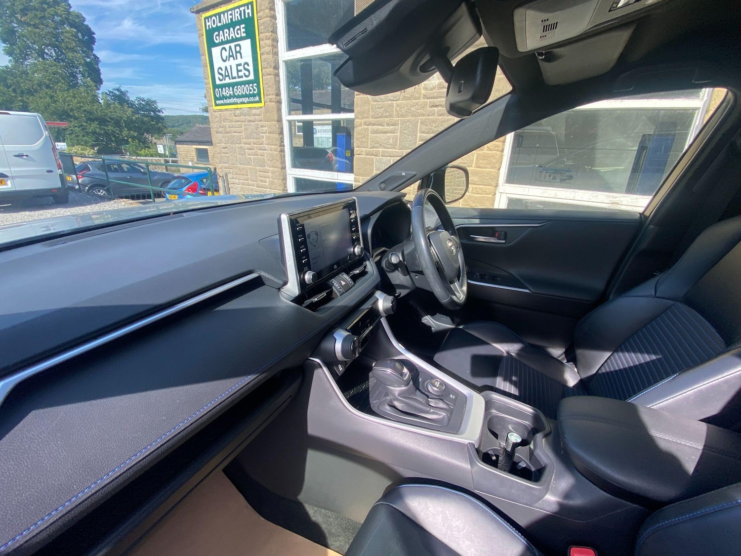 Used Toyota RAV4 2019 for sale - 76491051: Photo 13