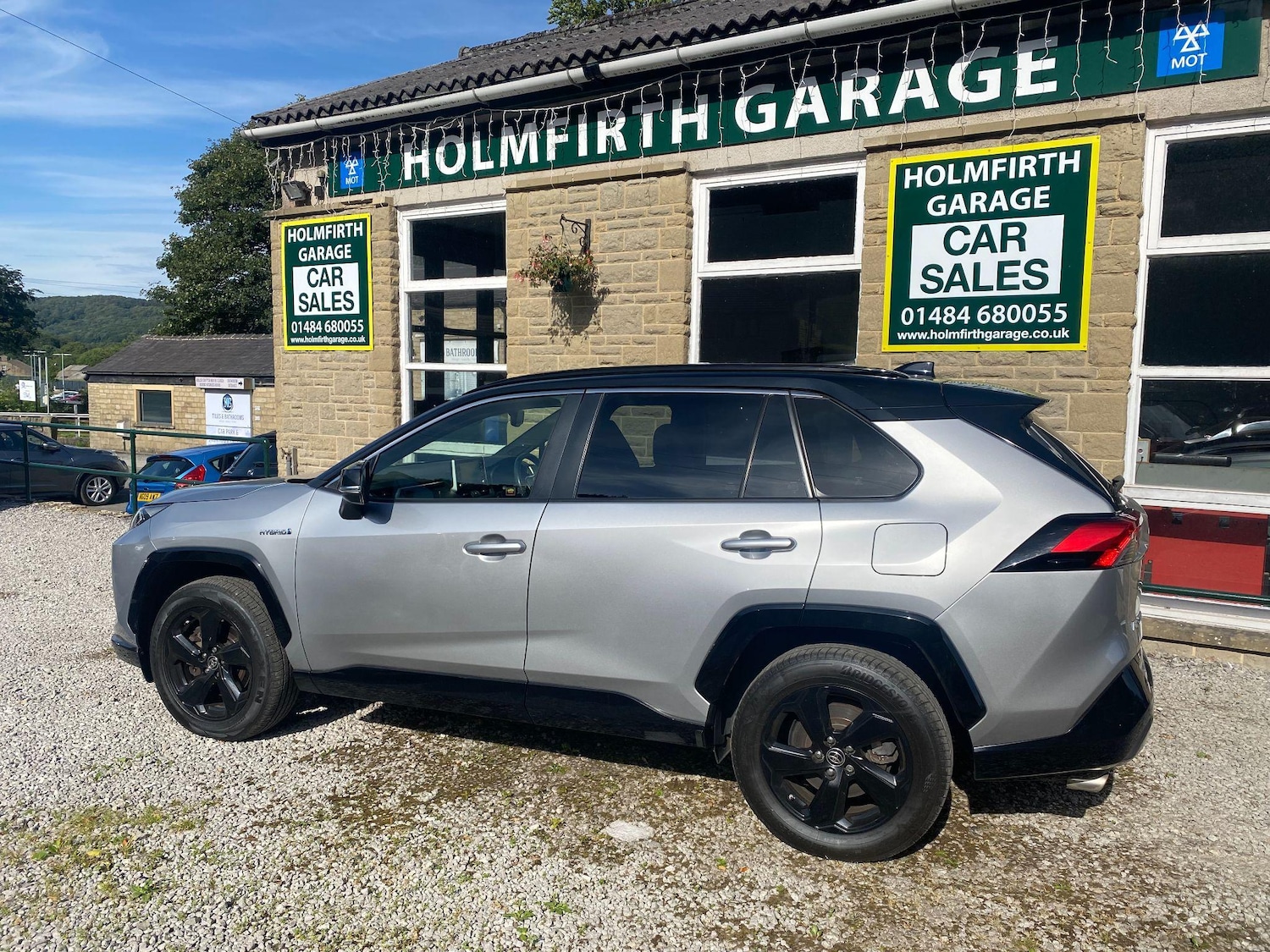 Used Toyota RAV4 2019 for sale - 76491051: Photo 2