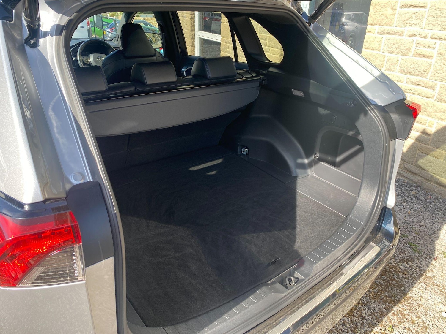 Used Toyota RAV4 2019 for sale - 76491051: Photo 9