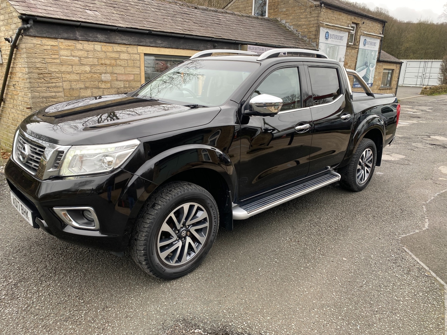 Used Nissan Navara 2017 for sale - 77732334: Photo 1