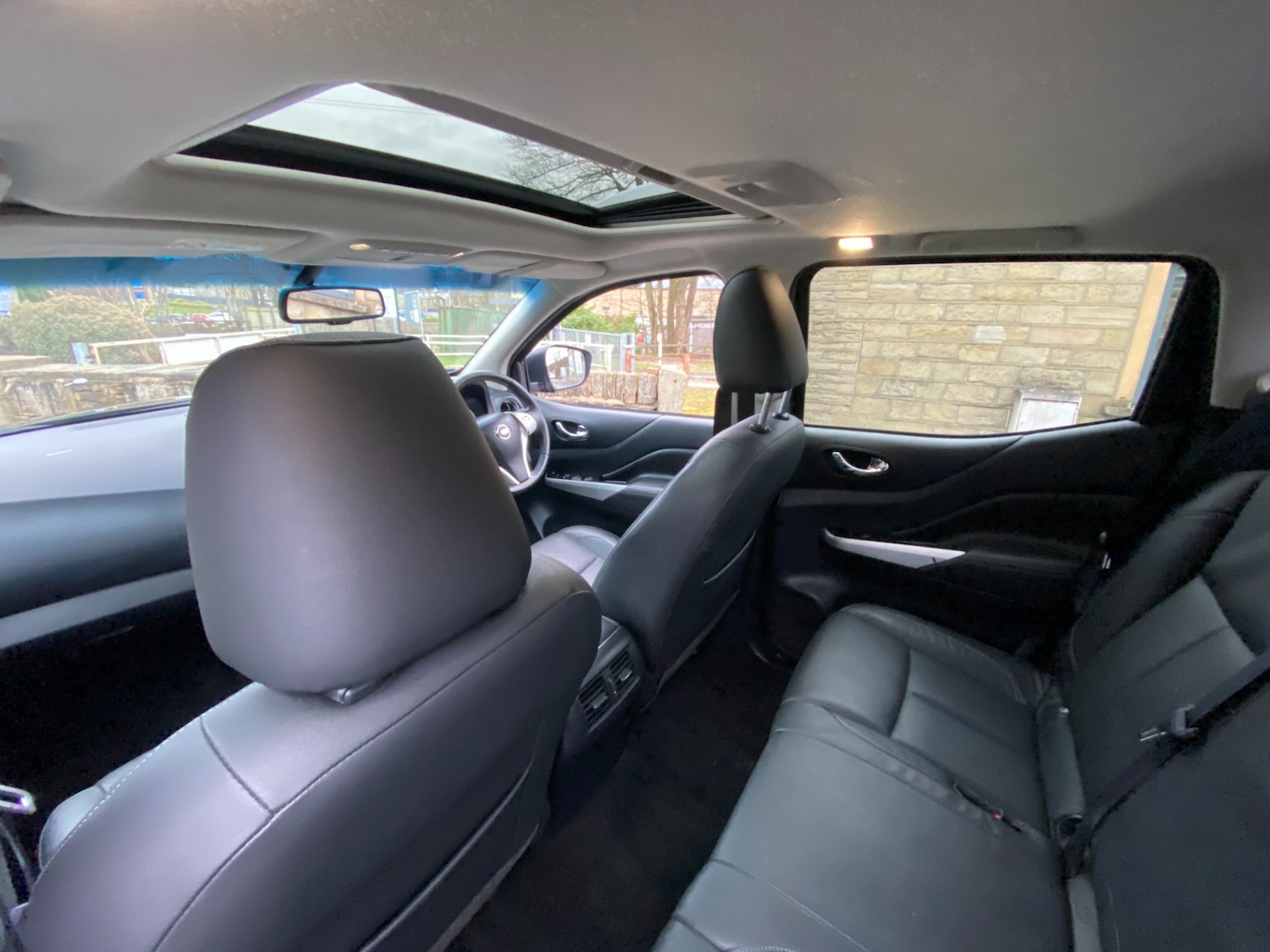 Used Nissan Navara 2017 for sale - 77732334: Photo 15