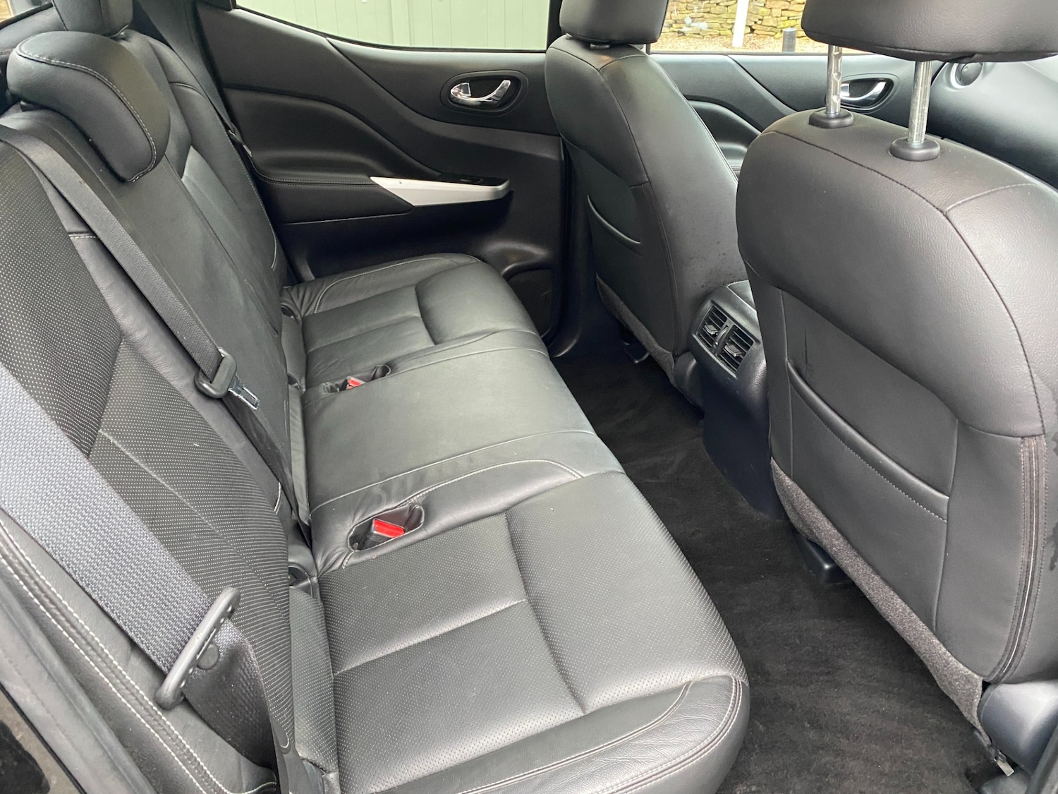 Used Nissan Navara 2017 for sale - 77732334: Photo 9