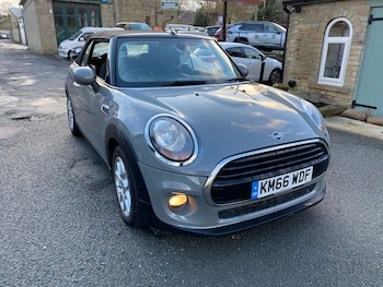 Used MINI Convertible 2016 for sale - 77031653: Photo