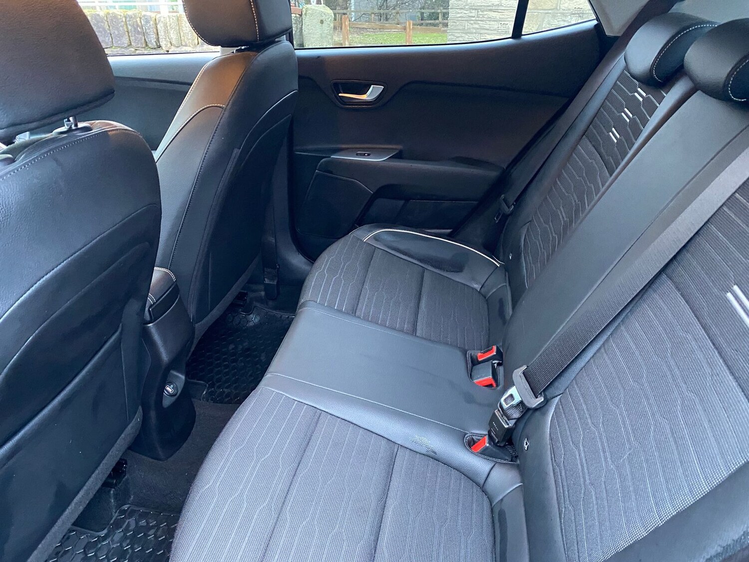 Used Kia Stonic 2025 for sale - 77471004: Photo 14