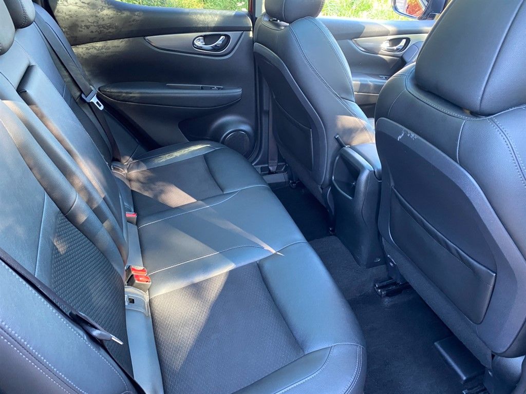 Used Nissan Qashqai 2018 for sale - 76491043: Photo 8