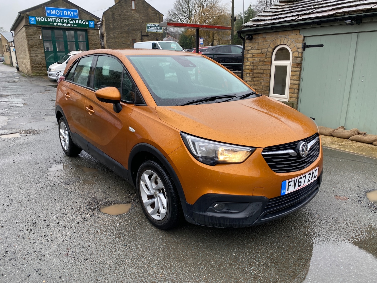 Used Vauxhall Crossland X 2018 for sale - 77461240: Photo 2