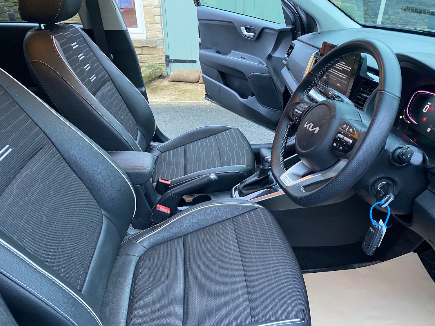 Used Kia Stonic 2025 for sale - 77461273: Photo 8