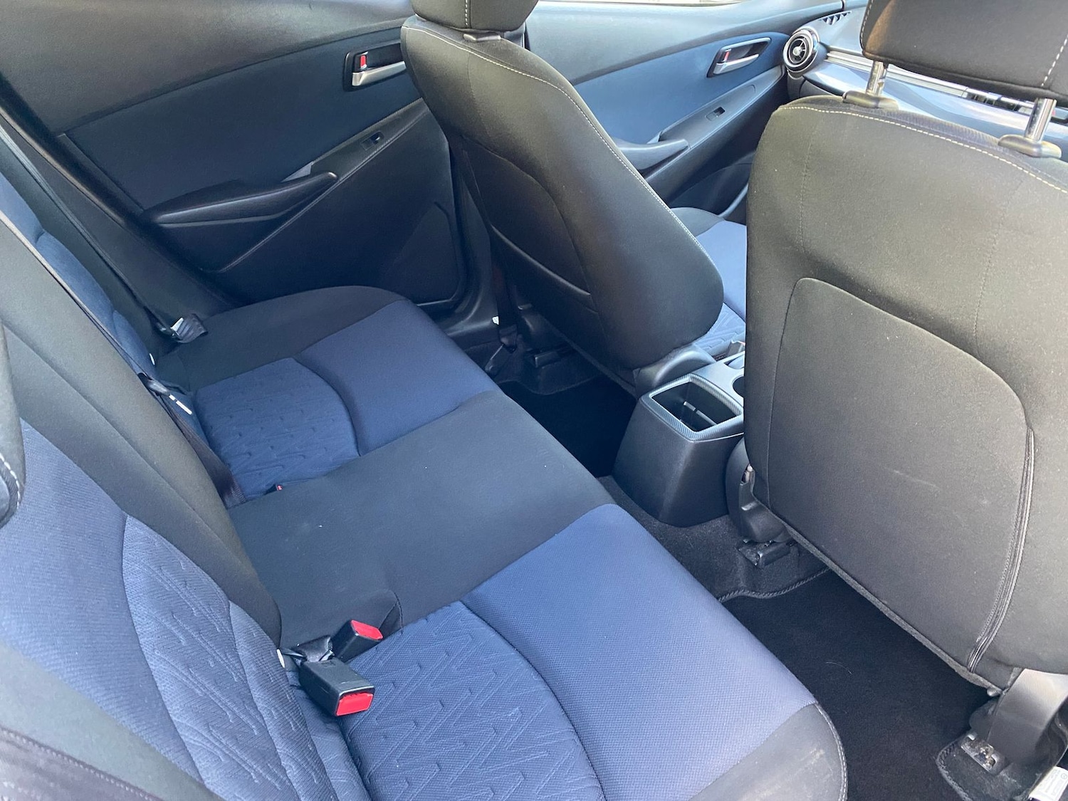 Used Mazda Mazda2 2016 for sale - 77031654: Photo 16