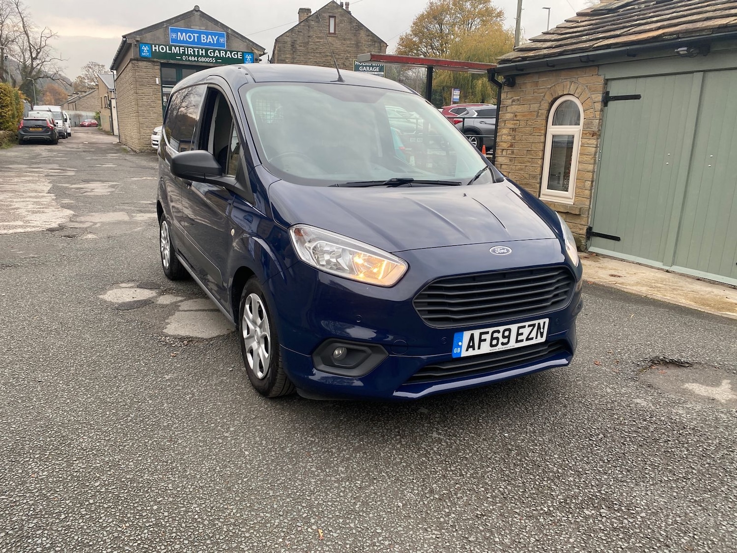 Used Ford Transit Courier 2019 for sale - 76528848: Photo 4