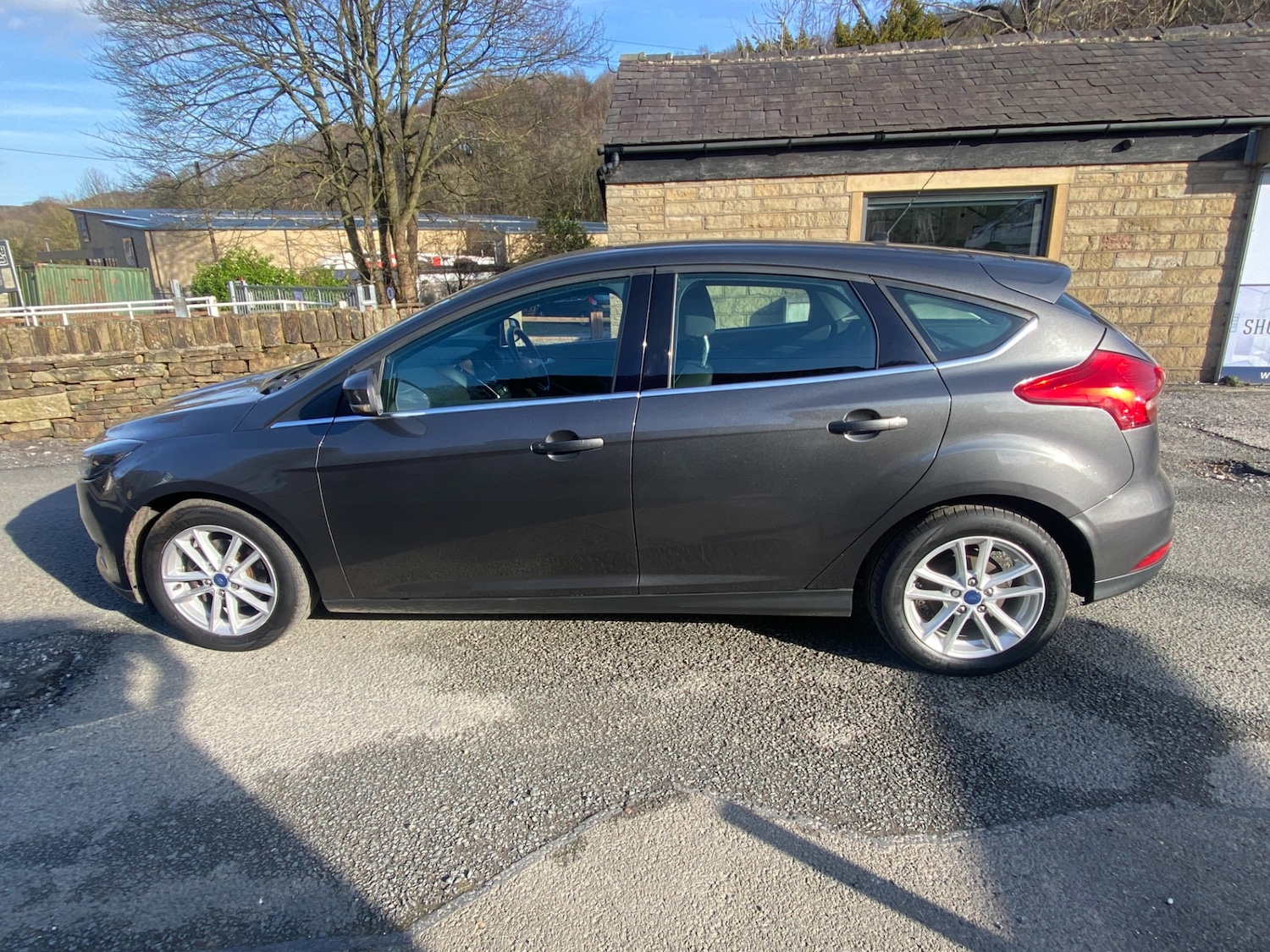 Used Ford Focus 2017 for sale - 77732353: Photo 10