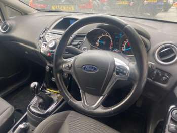 Used Ford Fiesta 2016 for sale - 75214081: Photo