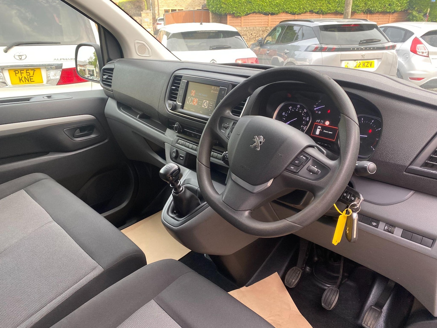 Used Peugeot Expert 2018 for sale - 76491057: Photo 15