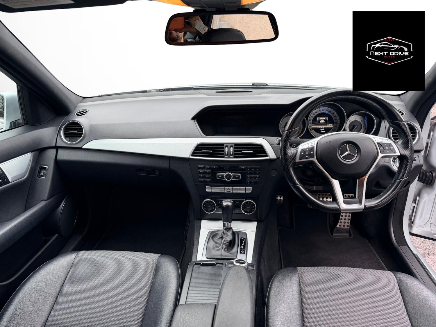 Used Mercedes-Benz C Class 2013 for sale - 77519425: Photo 27