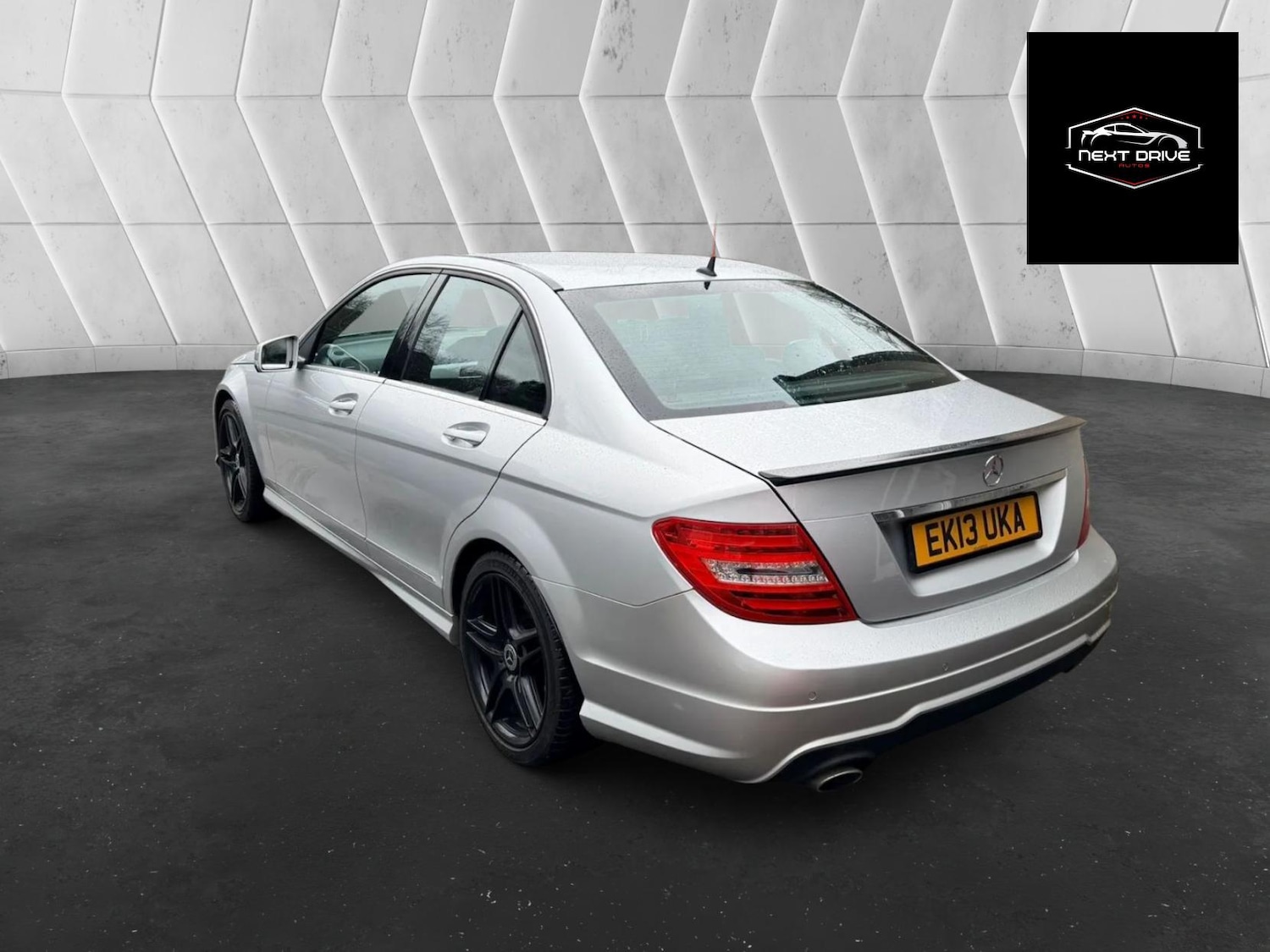 Used Mercedes-Benz C Class 2013 for sale - 77519425: Photo 5