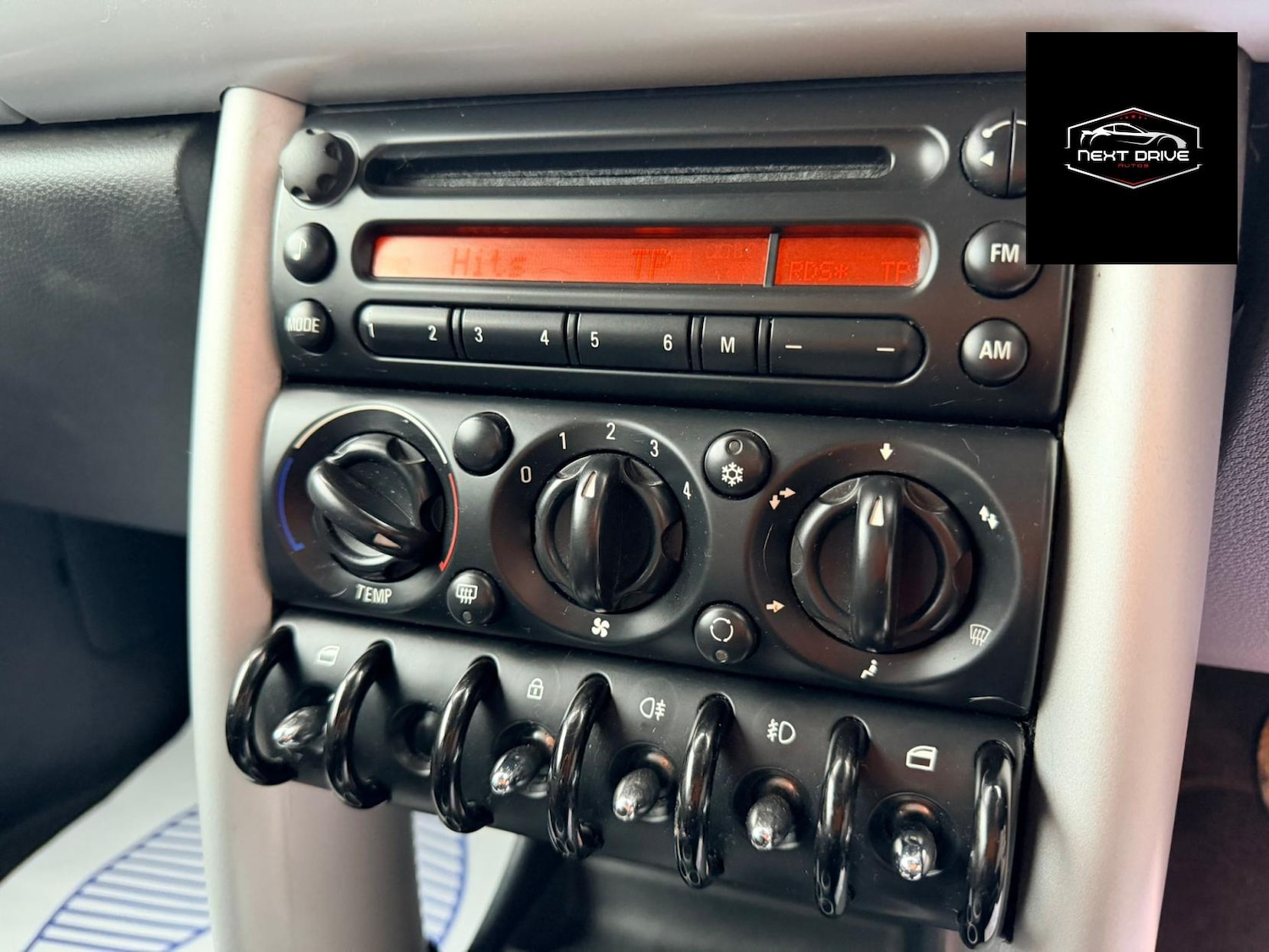 Used MINI Hatch 2004 for sale - 77791340: Photo 14