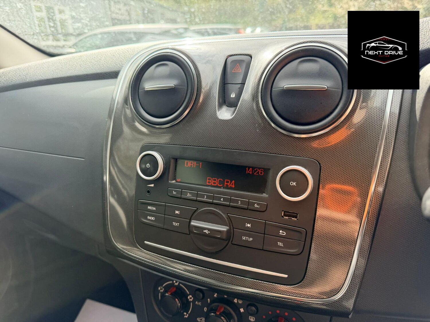 Used Dacia Sandero Stepway 2017 for sale - 78123413: Photo 15